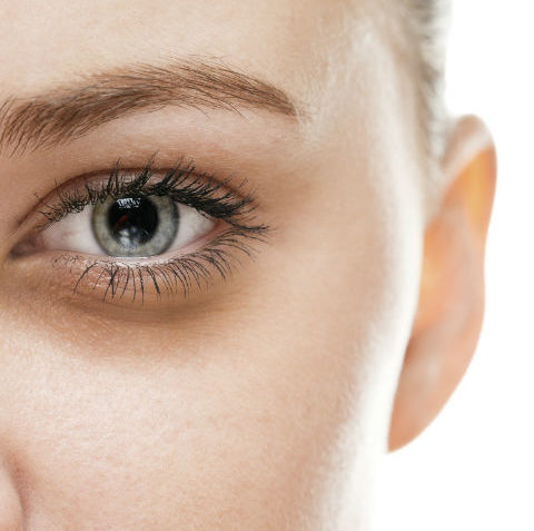 Rutina starostlivosti o pokožku očí, produkty & ošetrenia